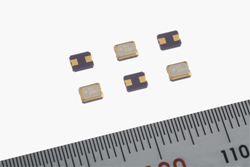 Thinnest and smallest (1*) chip-type electric double layer 